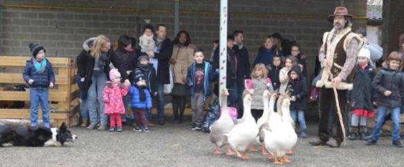 0222 romo école Notre Dame la ferme à  l'école - 1