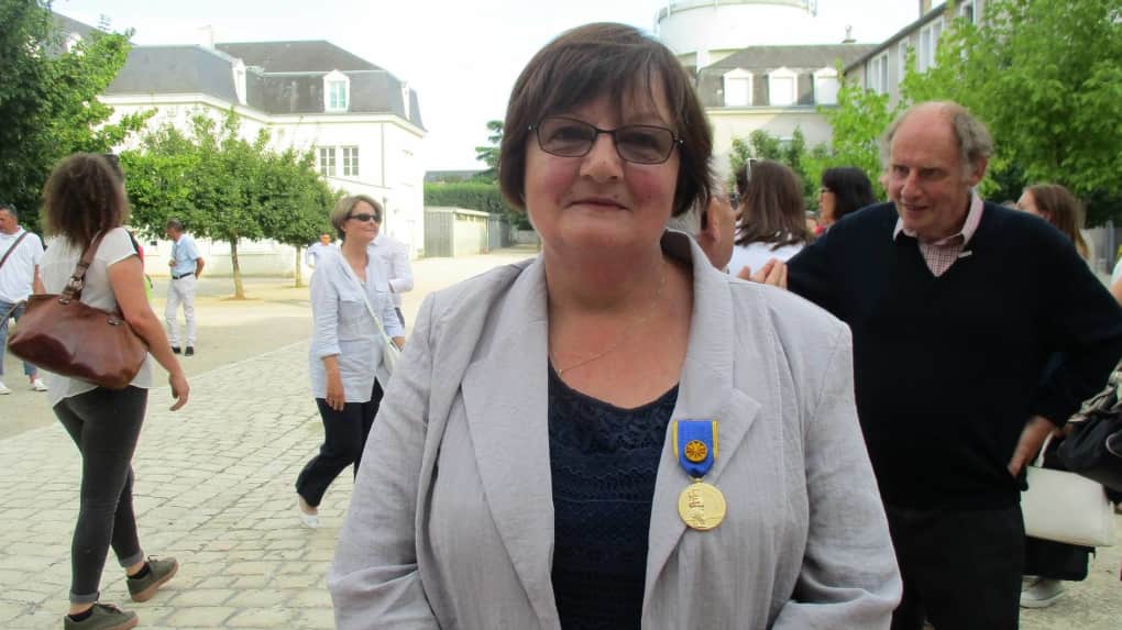 5b47f7b29deda4e25f8b45d8